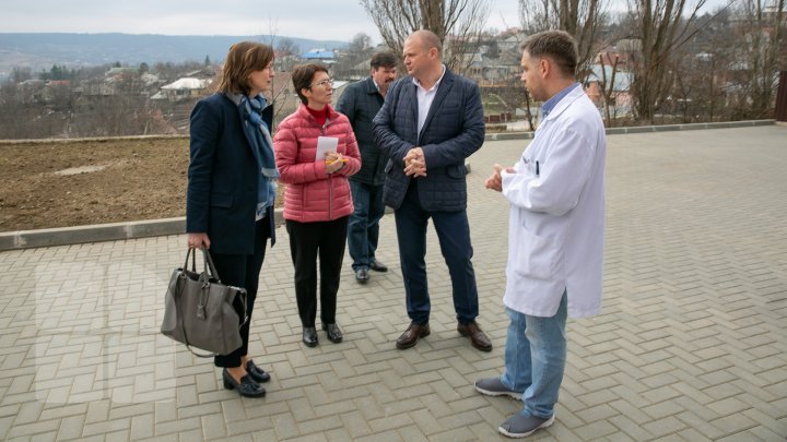 Germany continues to invest in Moldova.  Solar panels were installed in Calarasi district hospital 