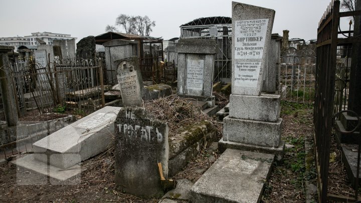 USA appreciates Republic of Moldova Government's efforts to repair Jewish cemetery from Chisinau