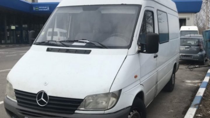 Moldovan deprived minibus he bought at half price. What police identified 