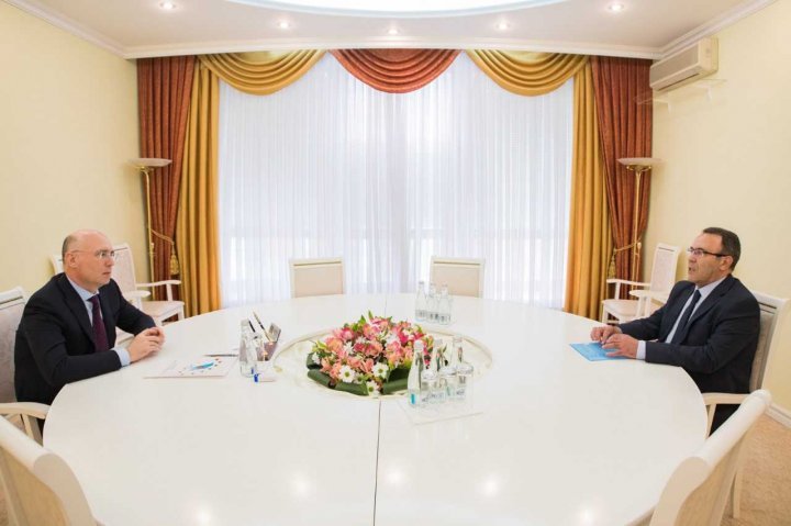 Bilateral relationship between Moldova and Ukraine discussed by Pavel Filip and Ivan Gnatisin