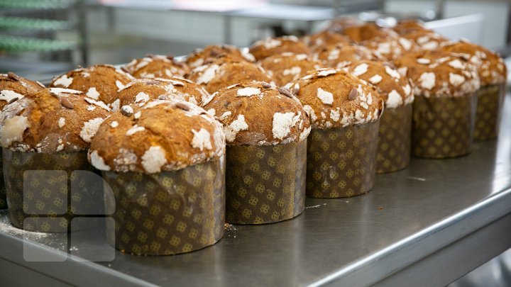 Getting ready for Easter in Moldova. Bakeries work 24/7 (photo report)