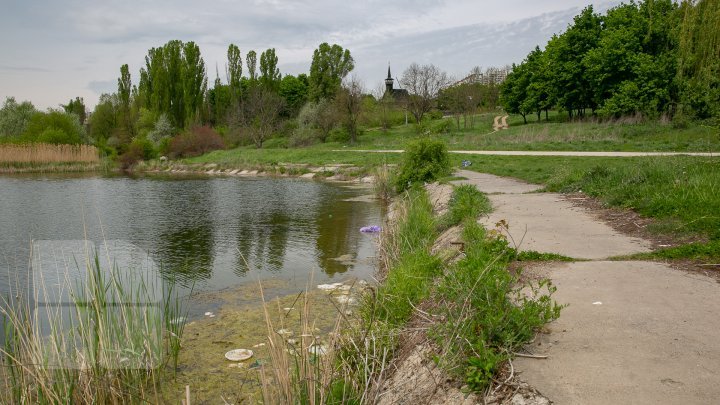 Poignant images of Chisinau environment once Easter is gone (photo report) 