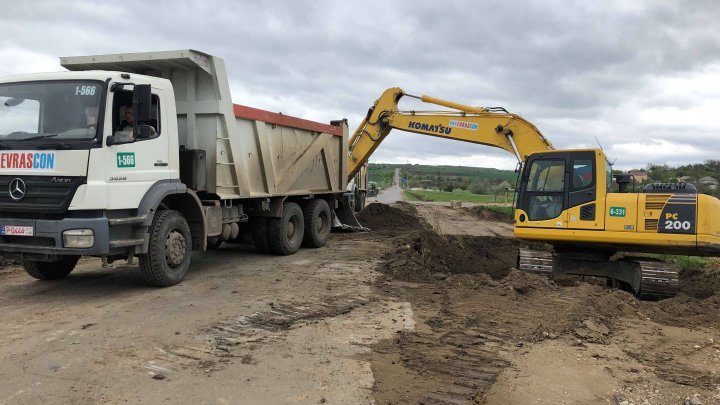 Chiril Gaburici toEVRASCON company: Repair works of Hincesti-Lapusna road should be finished by November