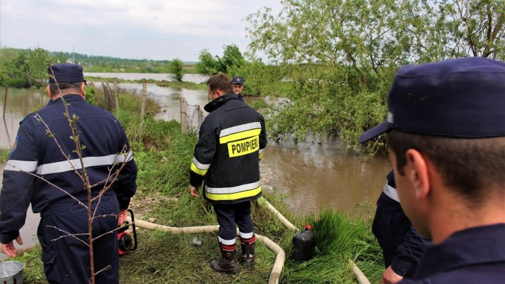 Maximum forces deployed at Ștefan Vodă. Hundreds of militants, rescuers, carabinieri to intervene in flooding 