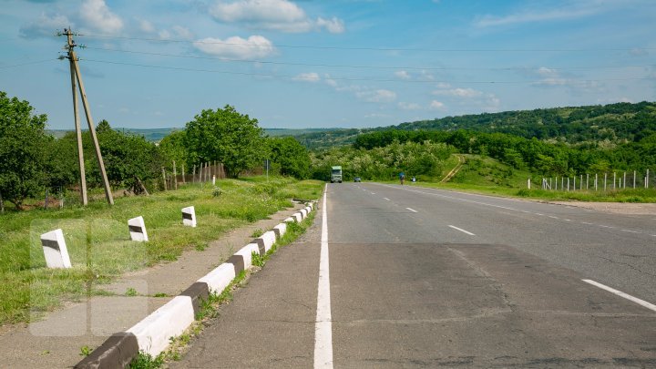 Beautiful landscapes. Vadul lui Voda - most green town from Moldova (PHOTO REPORT)