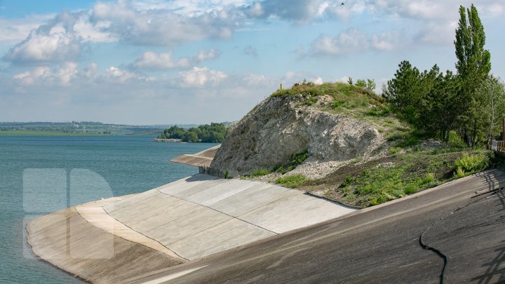 Ungheni, Leova Cantemir locals in danger of flooding. Costeşti-Stânca lake raised water discharge 