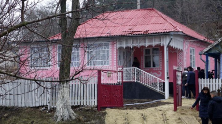 2400 Moldovans have their own houses due to social project for vulnerable families 