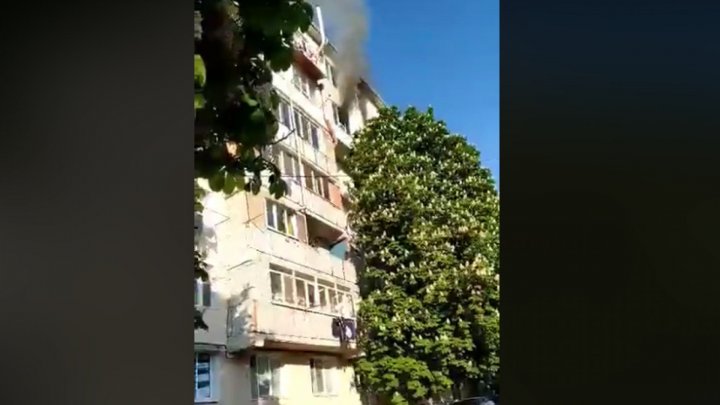 Blaze broke out in a Buiucani apartment: Cigarette but found on balcony although owner didn't smoke 