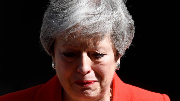 Theresa May announces to resign in June 