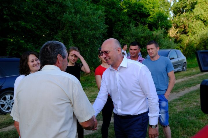 Pavel Filip celebrated Tiganesti village day yesterday: I will continue to support you because you supported me when I needed