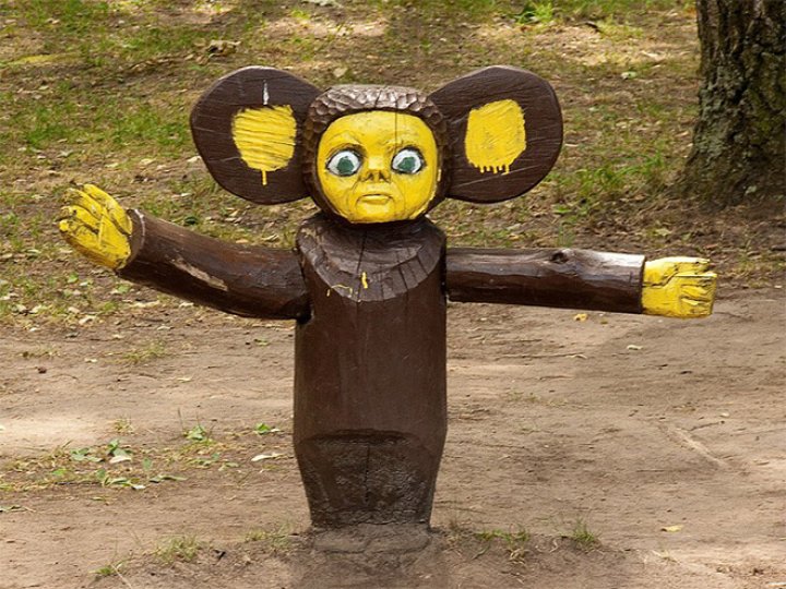 Extremely creepy Russian kids' playground (PHOTO GALLERY)