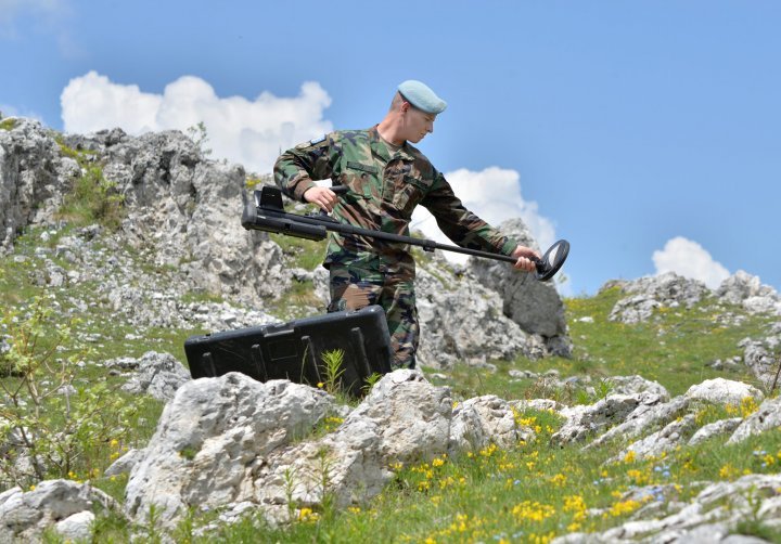 KFOR-10 sappers and foot soldiers successfully finished their activity in Kosovo