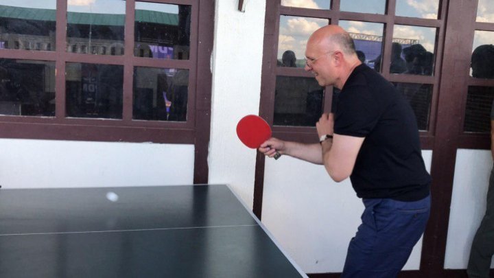 UNIQUE MOMENTS: Vlad Plahotniuc and Pavel Filip are playing tennis!