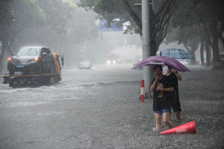 Deadly Typhoon Lekima kills dozens in China