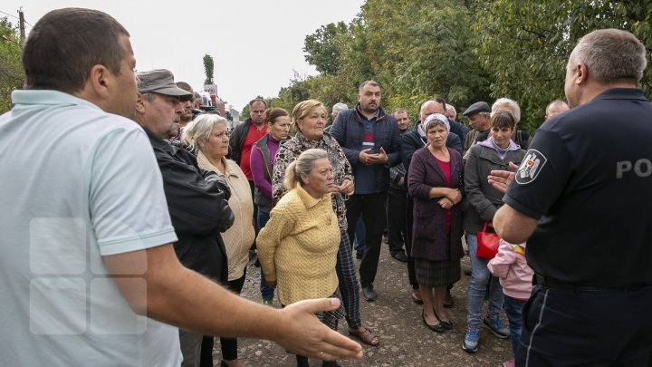 Locals of Grigorăuca blocked traffic as a sign of protest (photo report)