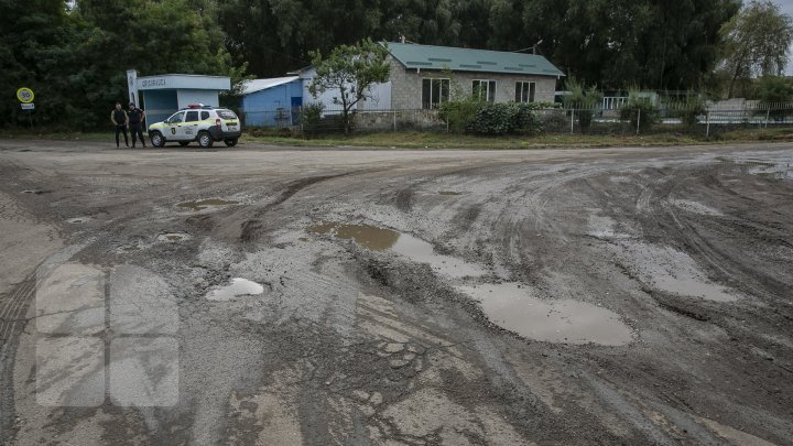 Locals of Grigorăuca blocked traffic as a sign of protest (photo report)