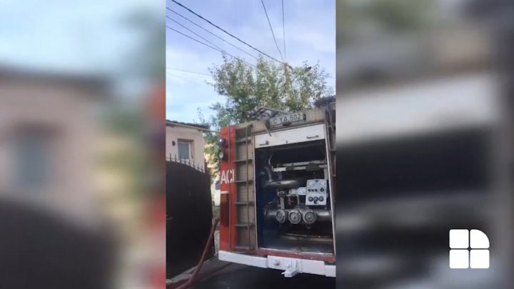 House in Botanica sector of Chisinau caught fire (video)