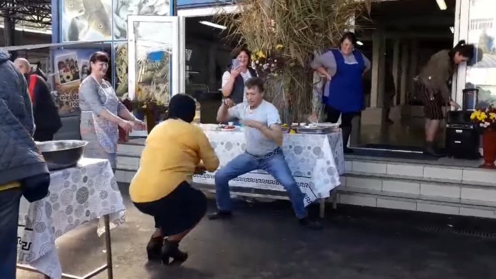 Viral clip: How a man celebrated Chisinau City Day at central market 