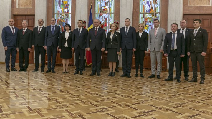 New cabinet of ministers led by PM Ion Chicu takes oath (photos)