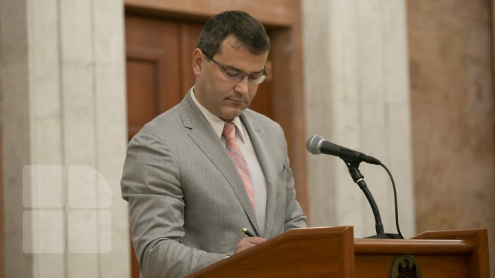 New cabinet of ministers led by PM Ion Chicu takes oath (photos)