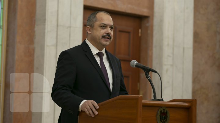 New cabinet of ministers led by PM Ion Chicu takes oath (photos)