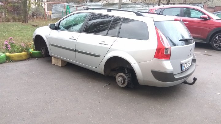 Bad luck for a driver in Chisinau overnight!