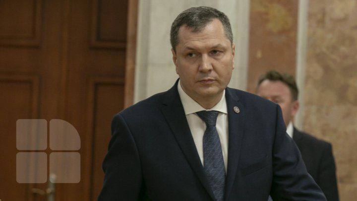 PPDA MP accuses Finance Minister Serghei Puşcuţă of illegalities overlooked by former government 