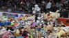 World record set in Teddy Bear Toss as 45,000 teddy bears hit the ice (video)
