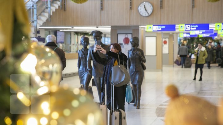 Christmas is in full swing at Chisinau International Airport 