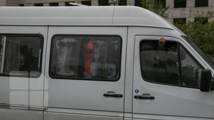 How a travel with Chisinau minibus looks like even with higher tariff (photo report)