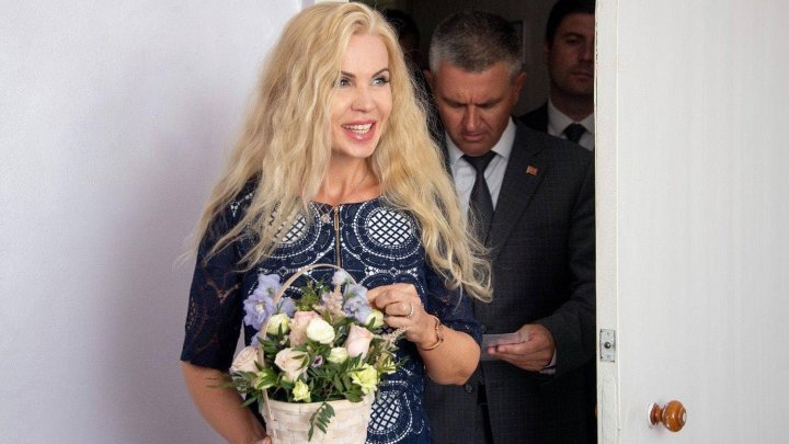 Shocking! Transnistria President Vadim Krasnoselsky's wife holds Romanian citizenship?