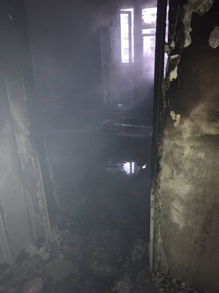 Râșcani fire: A minor rescued by firemen out of flaming apartment 