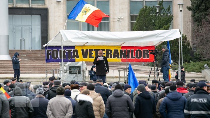 First day of spring marked with protests, commemoration, violence and blocked traffic (photo report) 