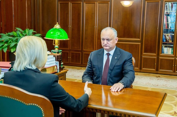 Meeting between Gagauzia Governor Irina Vlah and President Igor Dodon over COVID-19 pandemic 