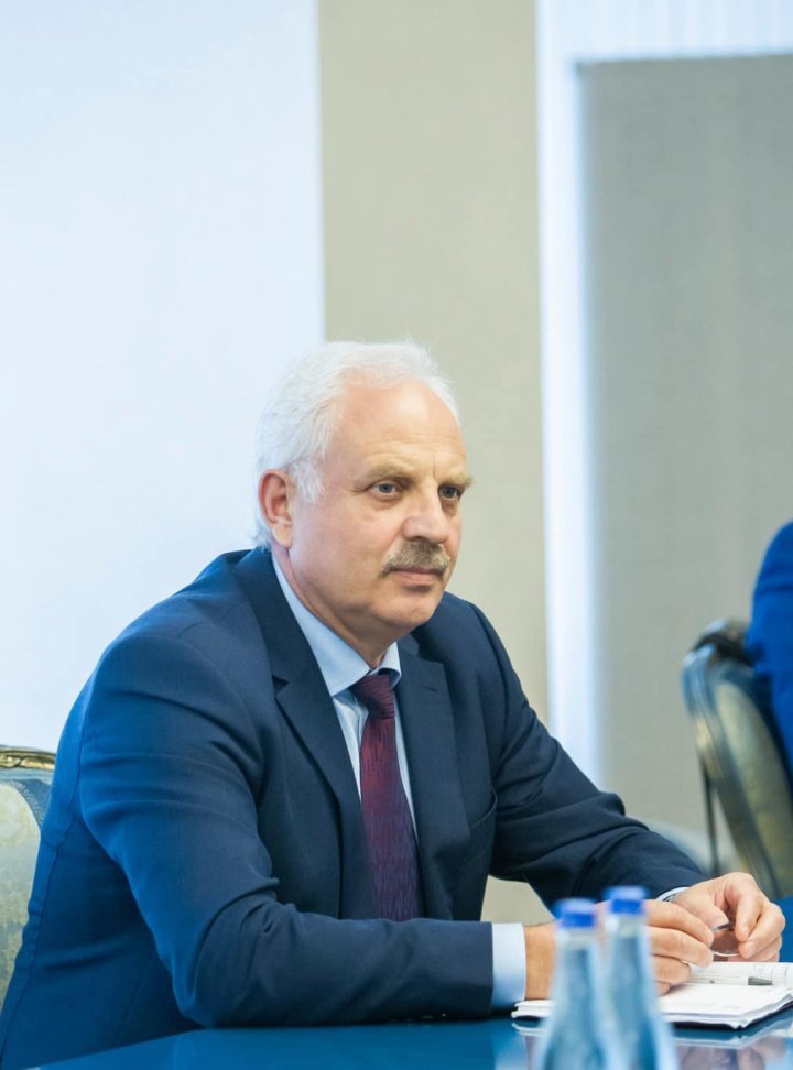 President Igor Dodon talks with OSCE officials about settlement of Transnistrian conflict