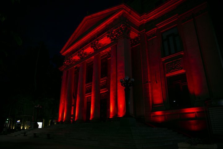 Chisinau night lights (photo reports)