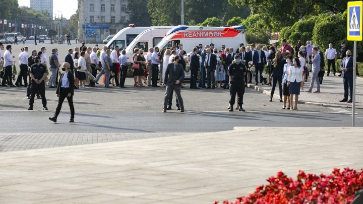 Moldova marks Independence Day amid rising coronavirus infections (photo report)
