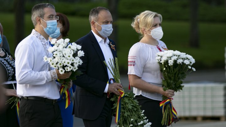 Moldova marks Independence Day amid rising coronavirus infections (photo report)
