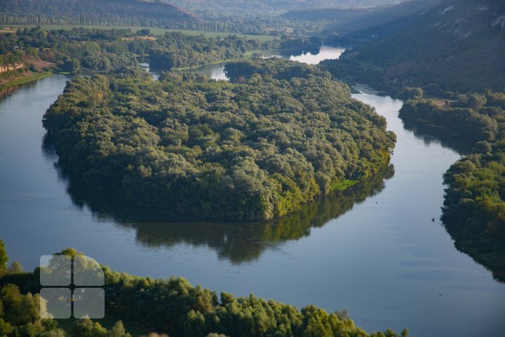 Fairytale landscapes in the northernmost part of Moldova. Naslancea, in August (FOTOREPORT)