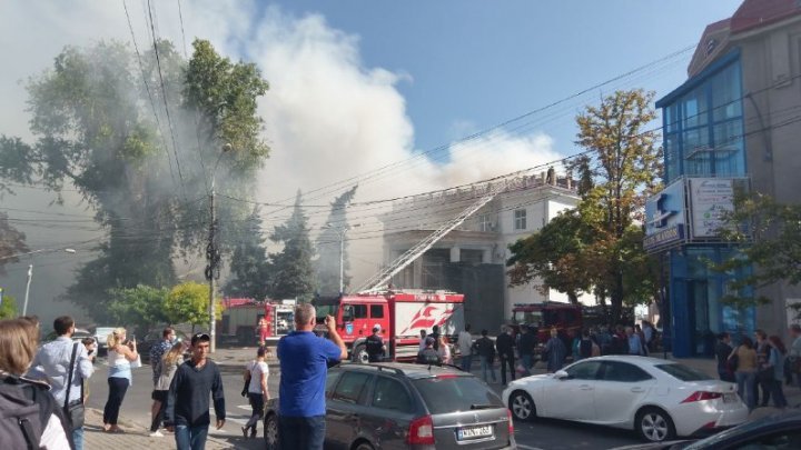 Fire at National Philharmonic under control (video/photo)