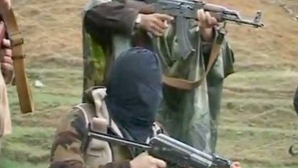 Noi confruntări în Pakistan, soldate cu morţi şi răniţi