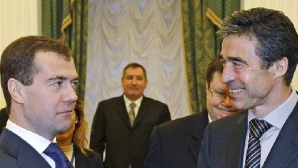 NATO invită Rusia să participe la scutul antirachetă