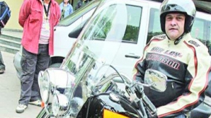 Ziua bărbatului se va sărbători şi în Moldova! Selecţionerul naţionalei, Gabi Balint e... motorul distracţiei