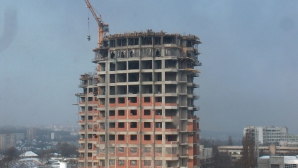 Economia naţională îşi revine din criză