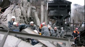 Au fost suspendate căutările persoanelor dispărute în explozia de la mina Kemerovo