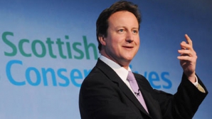 În timpul vizitei sale în Afganistan, David Cameron a citit militarilor un mesaj special 