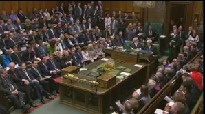 Marea Britanie intenţionează să reducă numărul vizelor de muncă pentru statele non-membre UE 