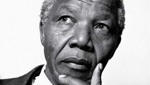 "Fostul lider sud-african Nelson Mandela reacţionează mai bine la tratament" 