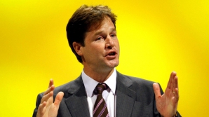 Nick Clegg a declarat că Executivul englez are dubii faţă de existenţa Zonei Euro în formatul actual 