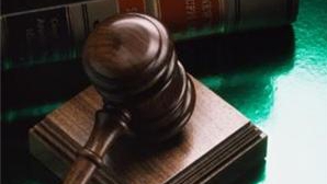 Tribunalul ONU a condamnat, joi, doi sârbi bosniaci la închisoare pe viaţă 